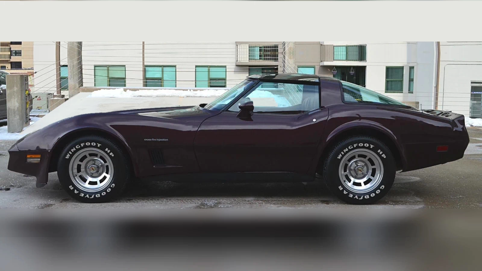 Click to Enlarge-Esc to Close Corvette Generations/C3/C3 1982 Stingray dark claret metallic 57l v8.webp